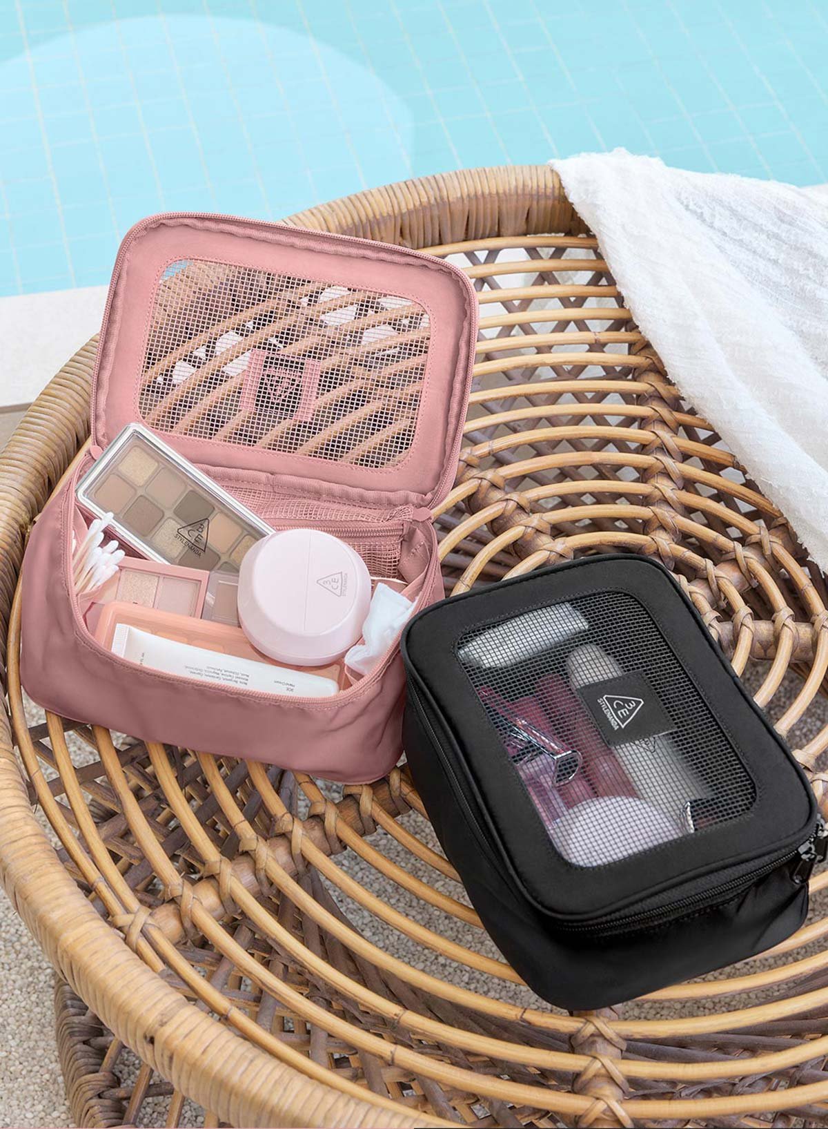 3CE-To-Go-Pouch_PDP_02