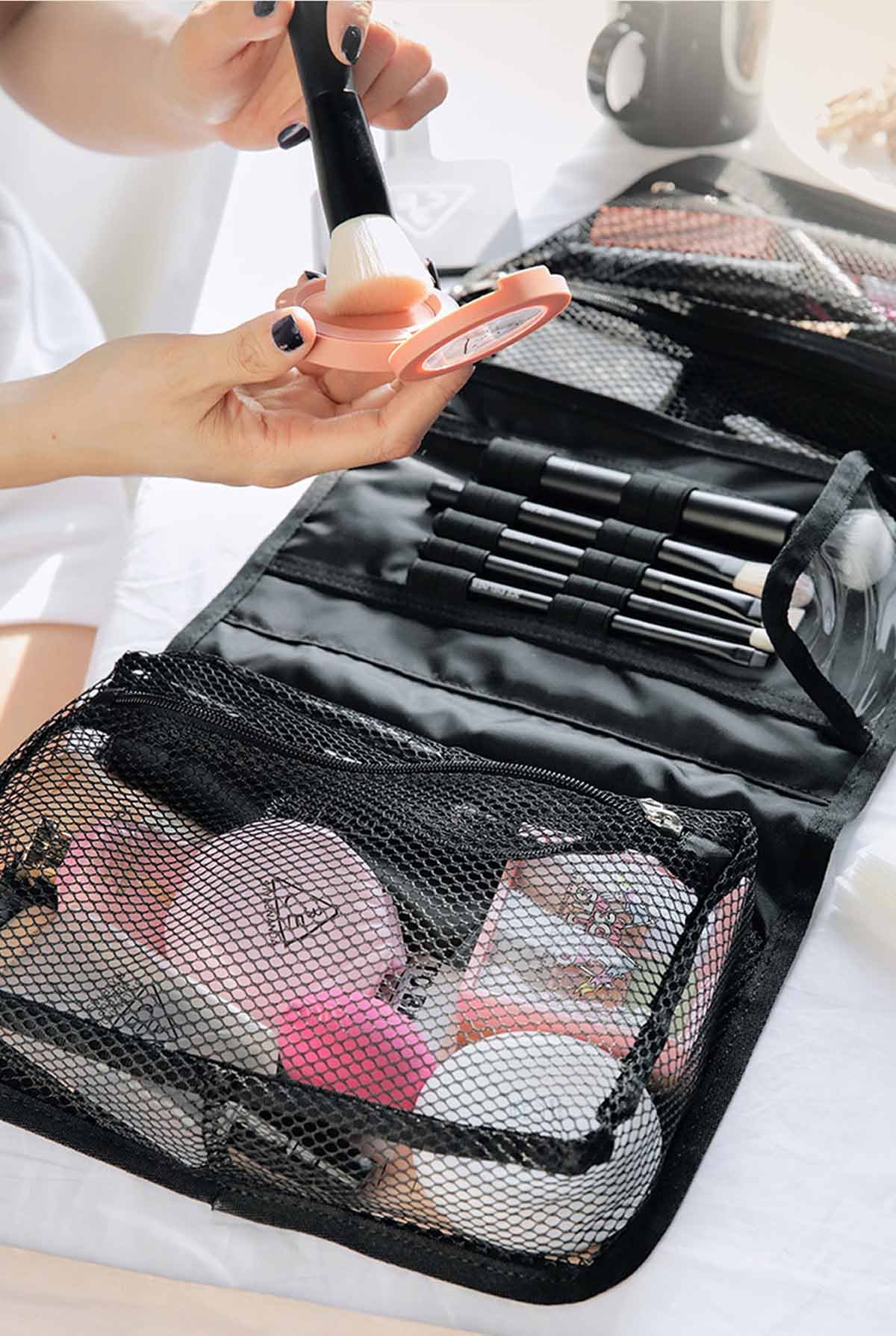 3CE-Wash-Bag_PDP_08